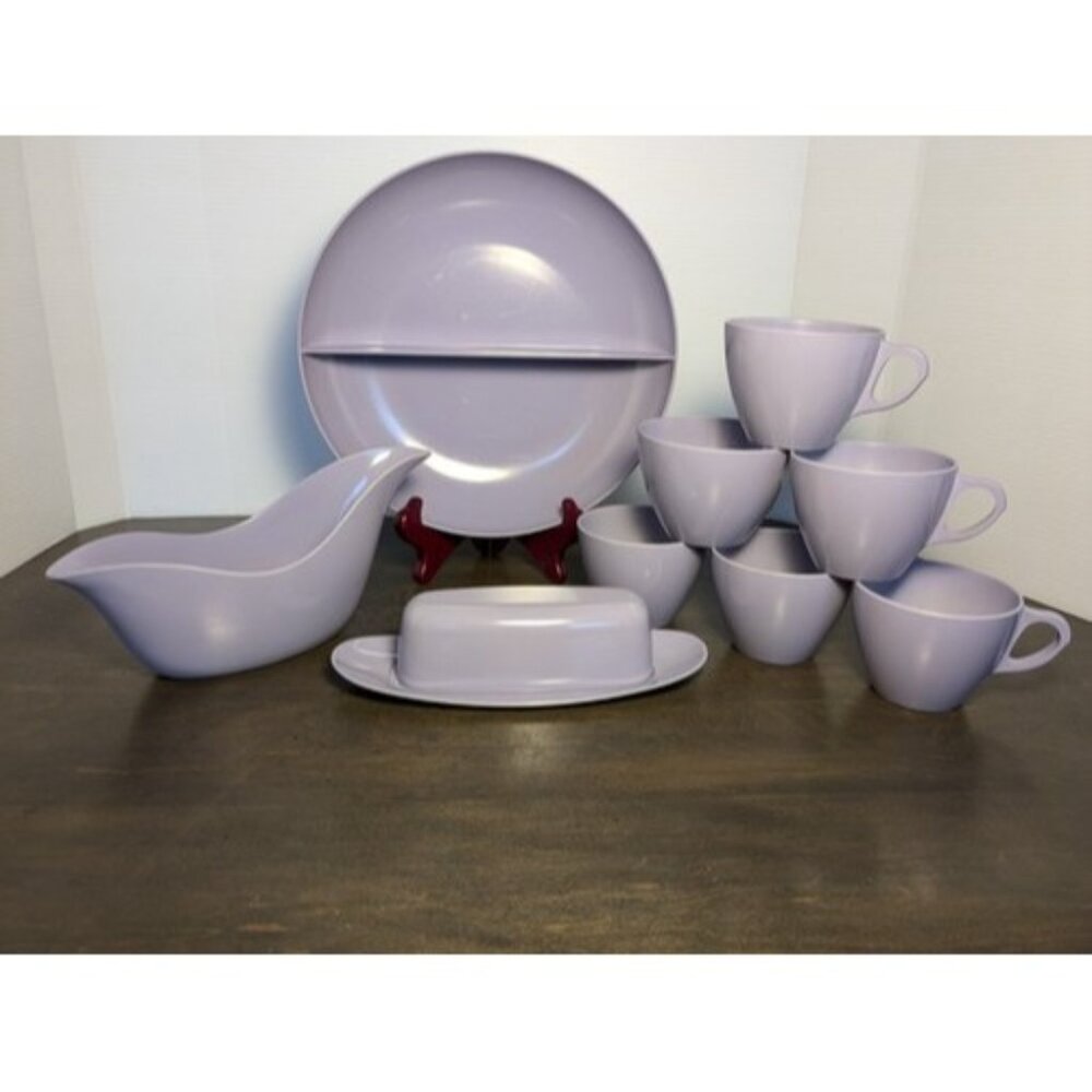 1 0 pcs MCM Royalon Melmac made USA Lavender